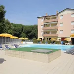 Rosolina Cozy Flat Wth Pool 로솔리나 마레