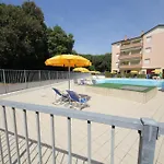 Rosolina Cozy Flat Wth Pool 아파트 로솔리나 마레