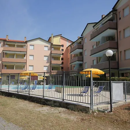Apartment Rosolina Cozy Flat Wth Pool Rosolina Mare